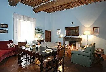 Castello Delle Quattro Torra *