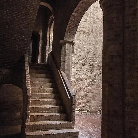 Castello Delle Quattro Torra Val di Pugna