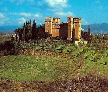 Castello Delle Quattro Torra Frühstückspension *