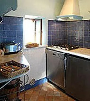 Castello Delle Quattro Torra *
