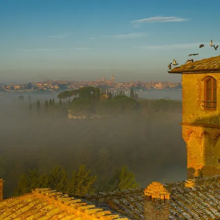 Castello Delle Quattro Torra * Val di Pugna